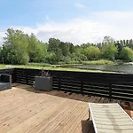 6 Person In Tranekaer-by Traum