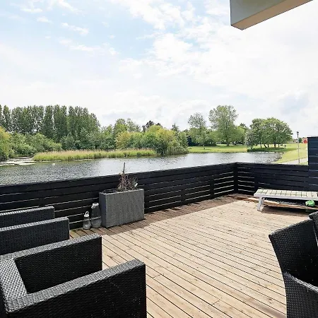 6 Person In Tranekaer-by Traum * Tranekær