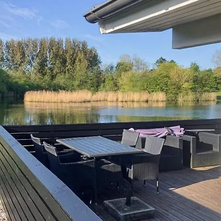 6 Person In Tranekaer-by Traum Nyaraló