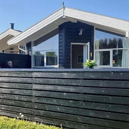 Feriehus 6 Person In Tranekaer-by Traum