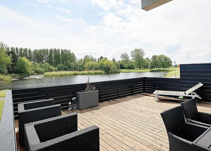 6 Person In Tranekaer-by Traum * Tranekær